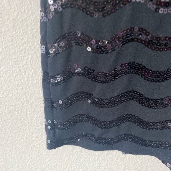 Xhilararion Women’s Short Sleeve Little Black Sequence Mini Dress Size Medium - Picture 5 of 16